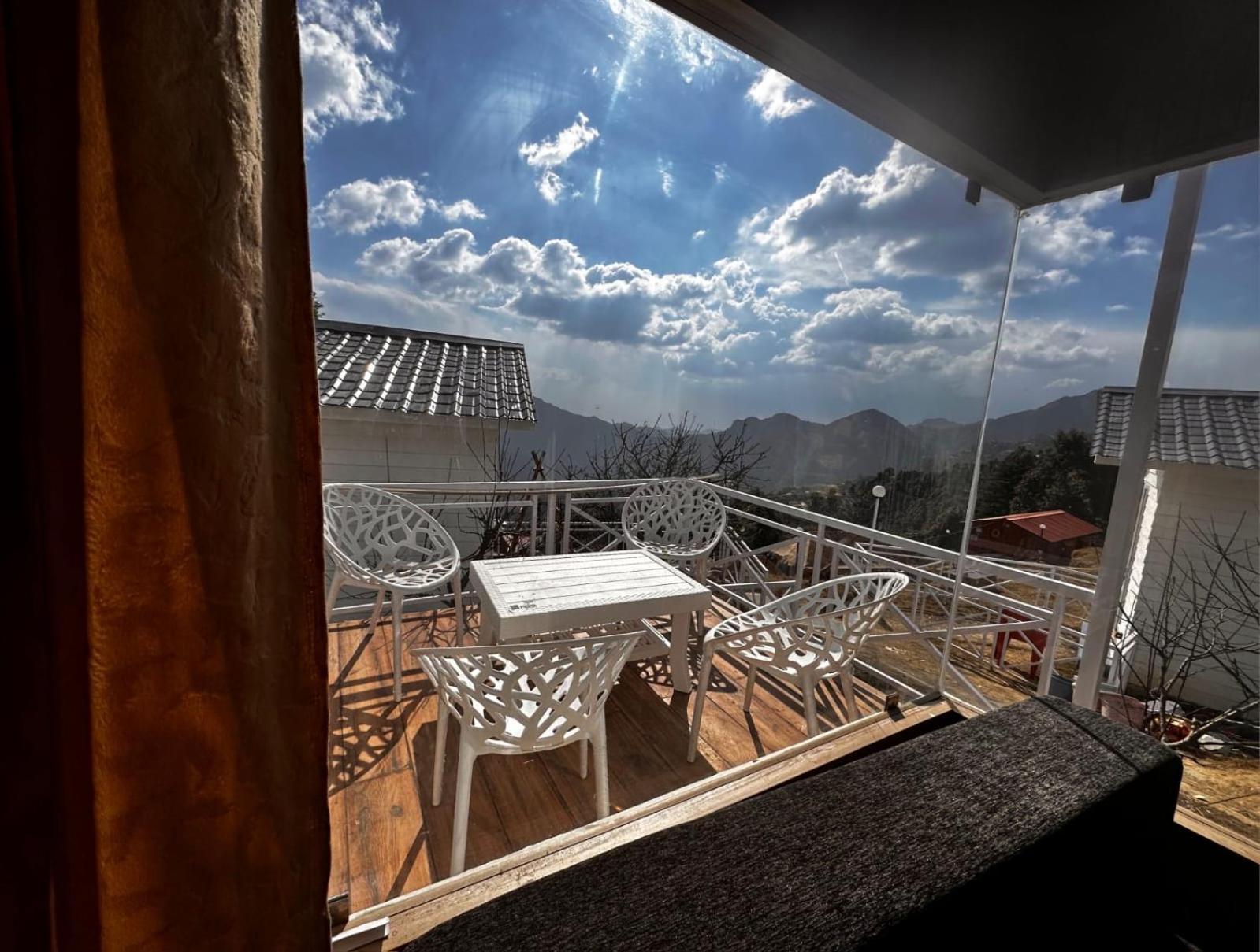 Instaview Kanatal New Tehri Zewnętrze zdjęcie
