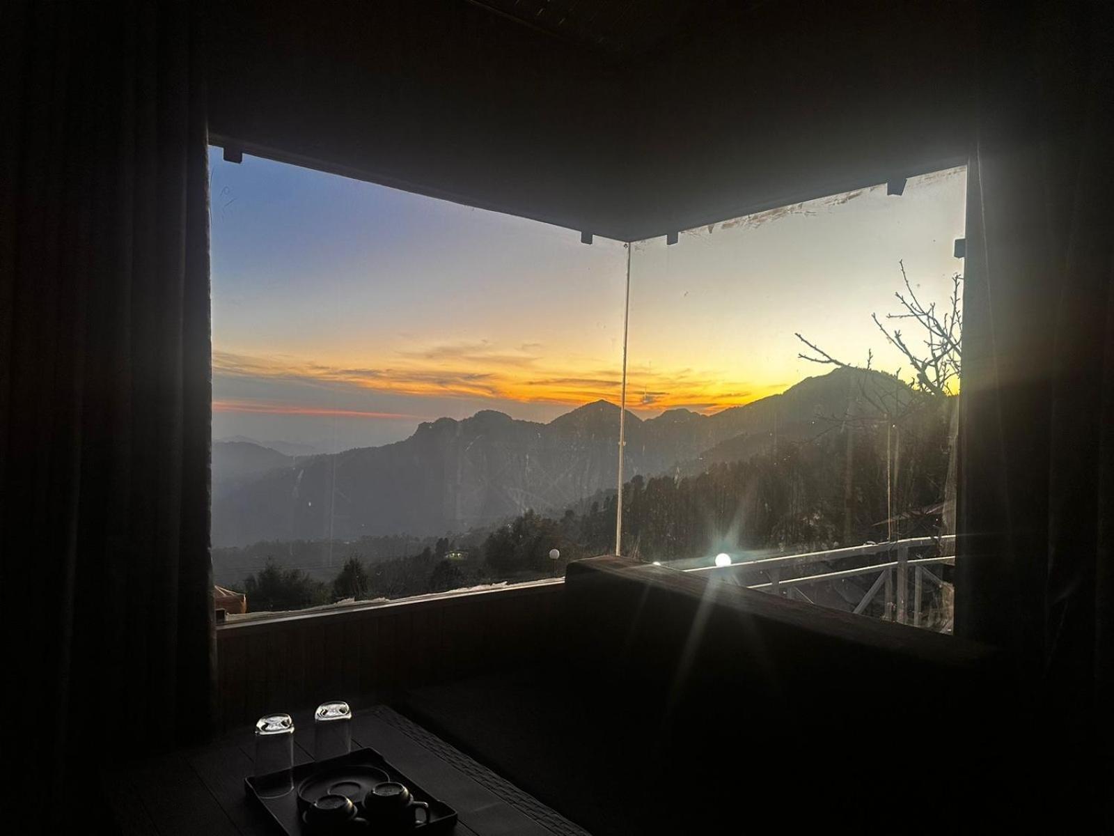Instaview Kanatal New Tehri Zewnętrze zdjęcie